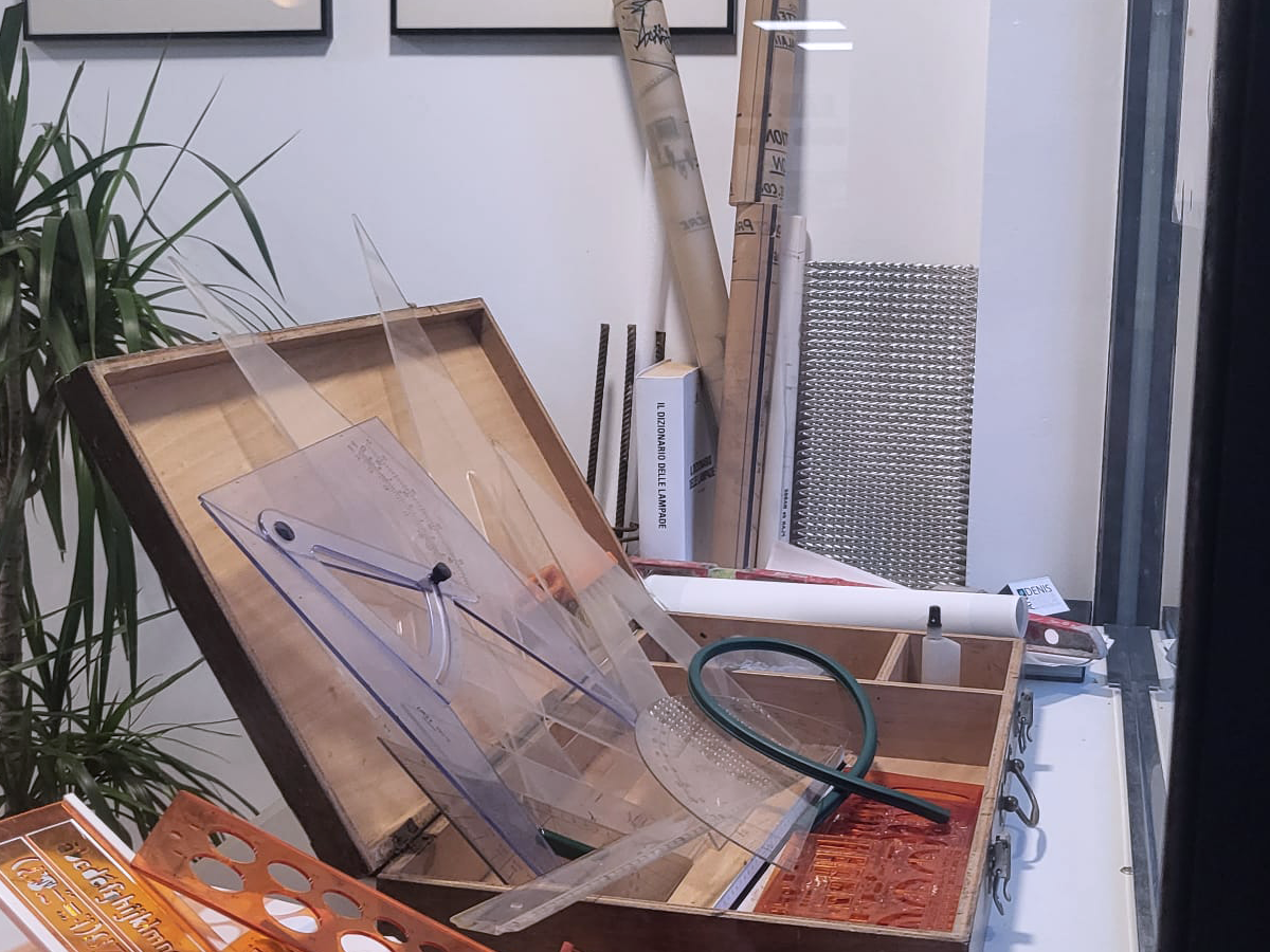 Arnaud & Natacha  DenisARCHITECTES D'INTERIEUR • MAÎTRES D'OEUVRE A N D E N I S 332 Avenue des Alliés  •  Cavalaire-sur-mer   archi@andenis.com   06 83 42 77 14